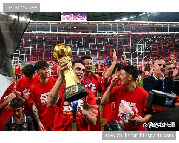 热议中超联赛最新赛季争冠格局：哪些球队最有可能打破传统豪门，登顶中超冠军